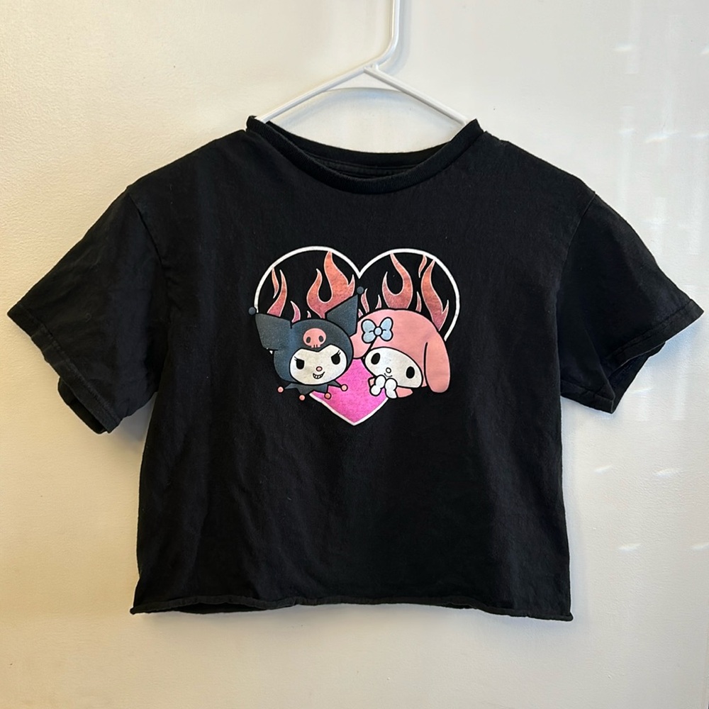 Black Graphic Heart Crop Tee with Pink Accents
